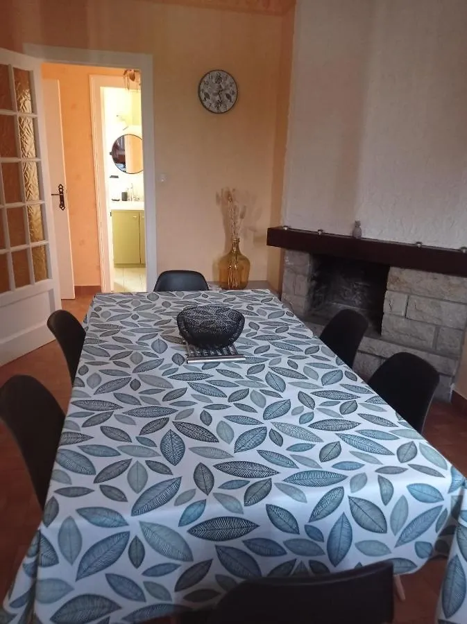 Apartment La Maison Des Bananiers Bas-en-Basset